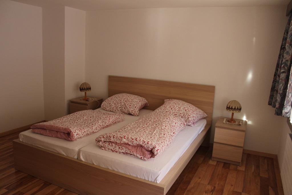 Ferienwohnung Silberdistel, Saastalstrasse 178 Habitación foto